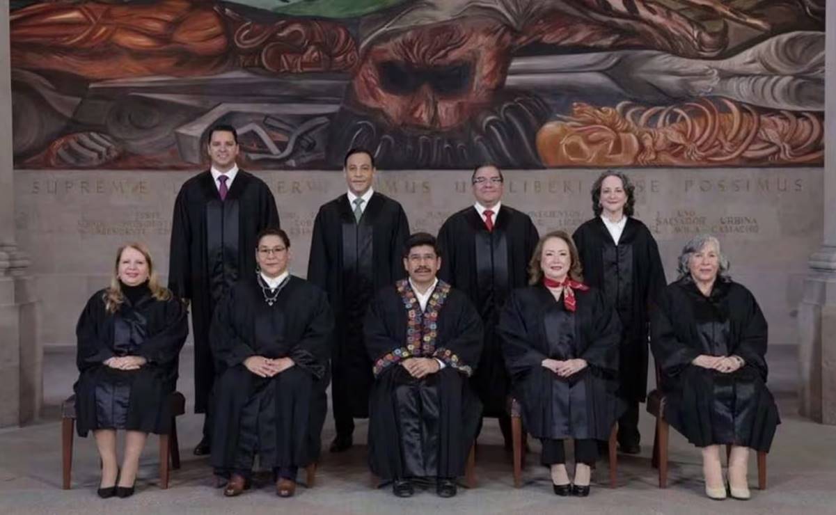 Los nuevos ministros Hugo Aguilar Ortiz, María Estela Ríos González , Sara Irene Herrerías, Irving Espinosa Betanzo, Aristides Rodrigo Guerrero y Giovanni Azael Figueroa. Foto: Especial