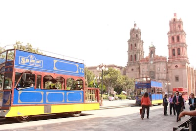 Capacitan a servidores turísticos para Semana Santa