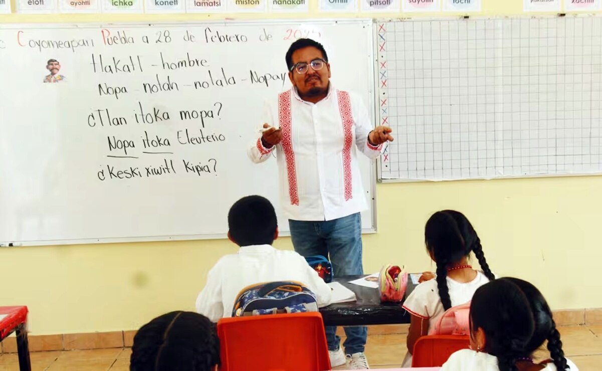 Sheinbaum anuncia aumento salarial de 9% para maestros, retroactivo al 1 de enero; les dan una semana más de vacaciones 