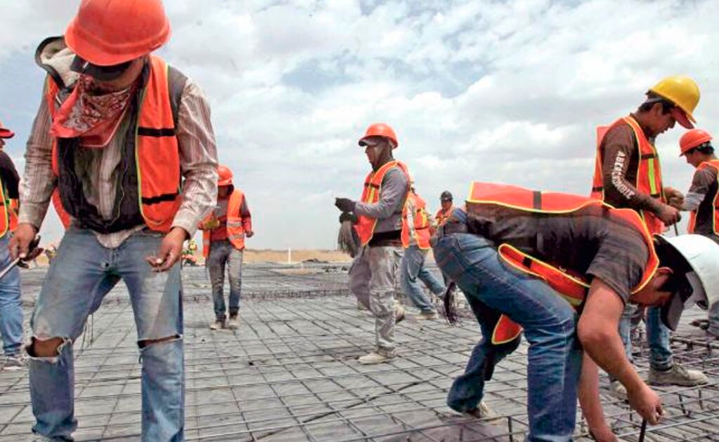 Constructores migran a otros estados en busca de proyectos