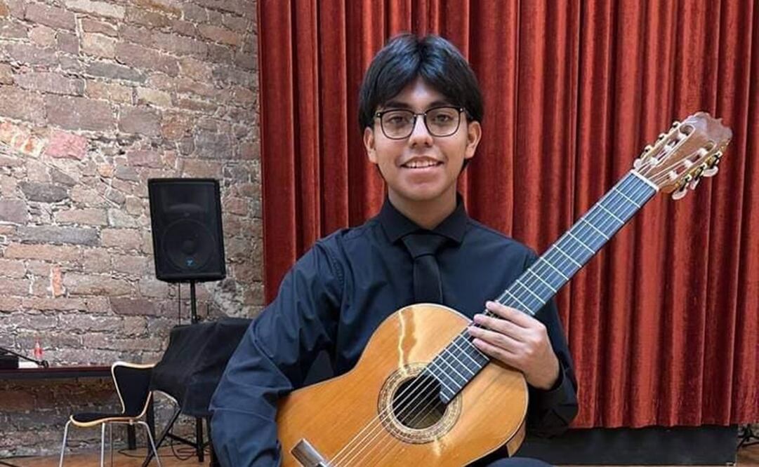 Sergio Haziel, joven guitarrista potosino que representa a México en concurso internacional en España. Foto: Especial