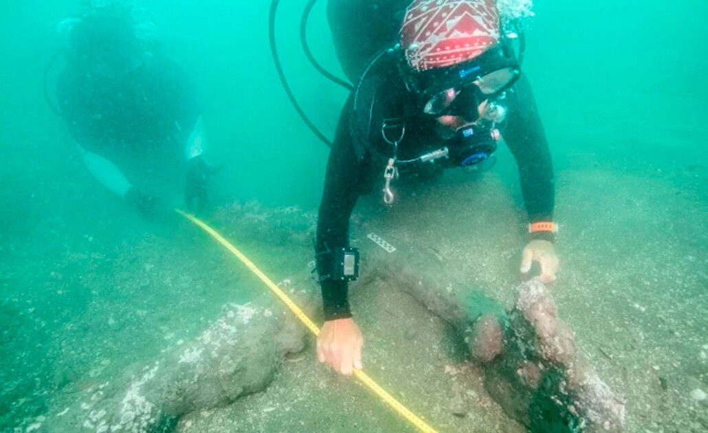 Encuentran dos anclas del siglo XVI en la costa de Veracruz