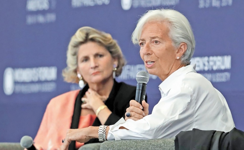 Robots amenazan los trabajos de mujeres: FMI