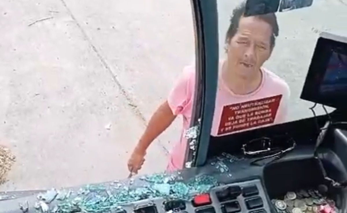 Suspenden licencia y multan con 3 mil pesos a taxista por agresión a urbanero en SLP