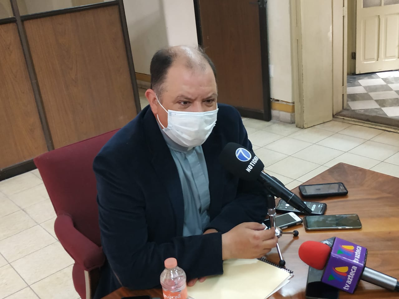 Aplaude iglesia resoluciones a favor de Nava Palacios y en contra de Salgado Macedonio