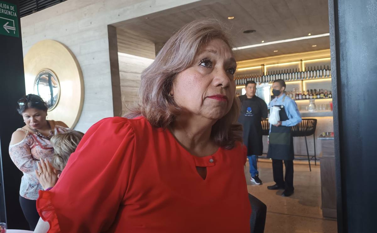 Soledad respalda a cofrades para participar en la Procesión del Silencio 2023