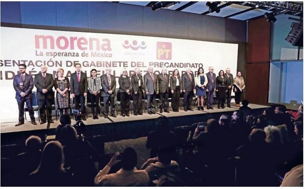 La instrucción que ha dado López Obrador a su posible gabinete es empezar a trabajar, para cumplir los compromisos desde el primer día de gobierno. Foto: ARCHIVO EL UNIVERSAL