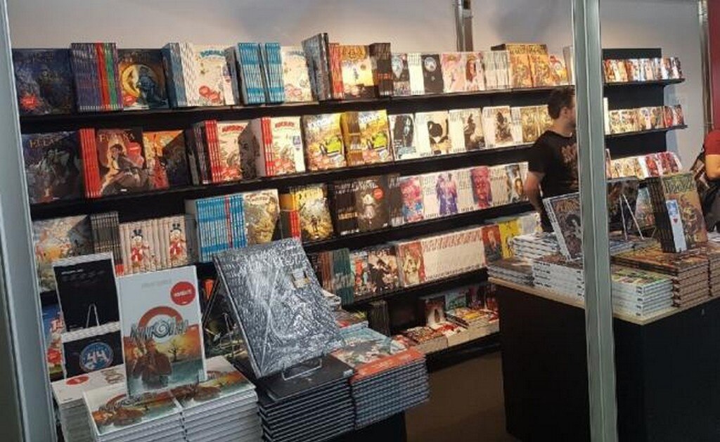 Retiran en Francia cómic que mostraba pornografía infantil