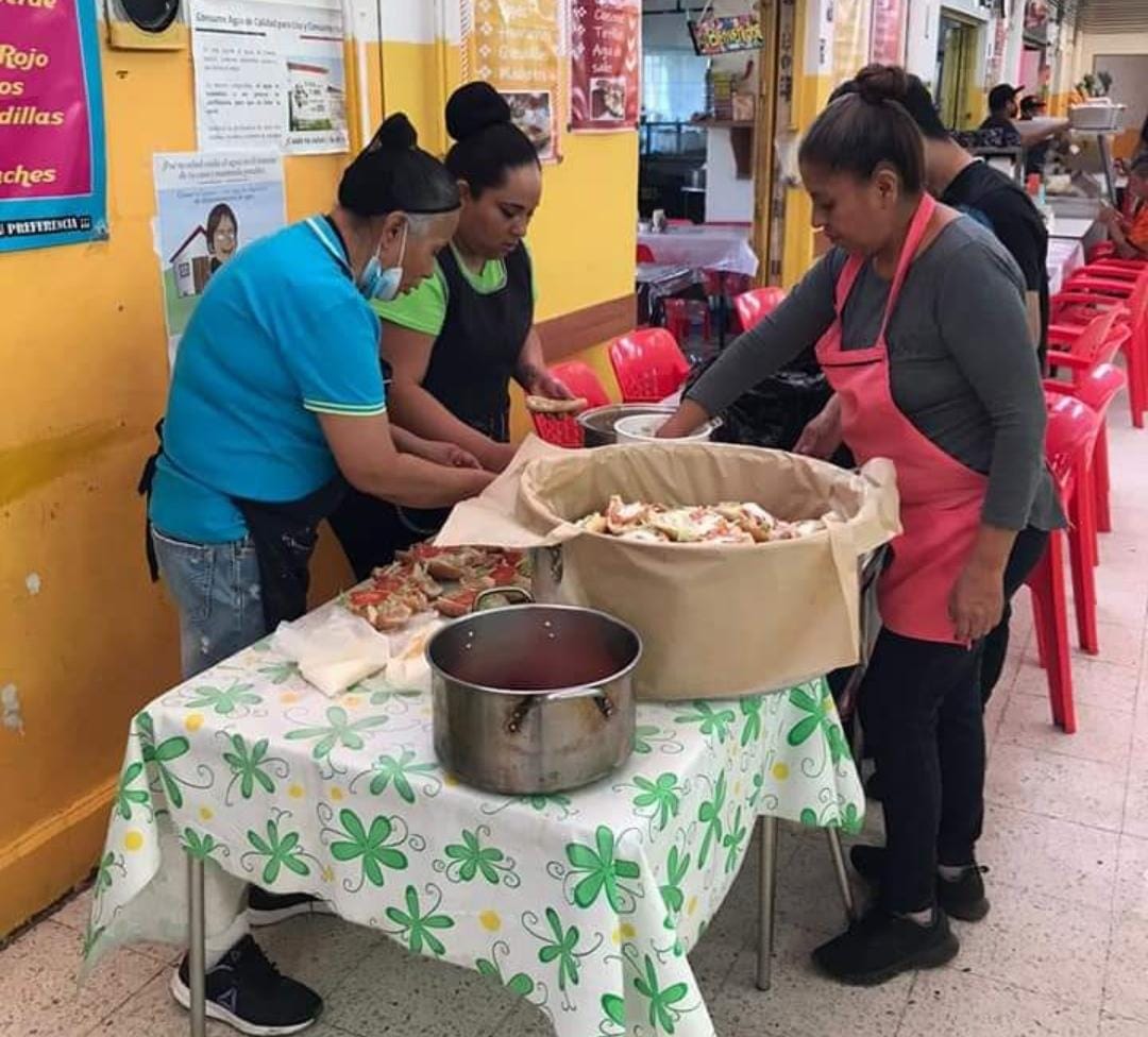 En el mercado Hidalgo se ofrecen diversos platillos típicos potosinos