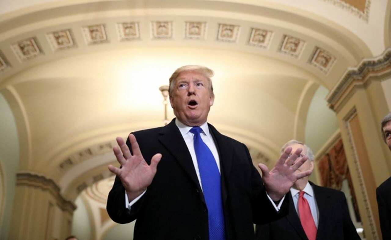 Trump busca eliminar programa "Obamacare" ante la justicia de EU