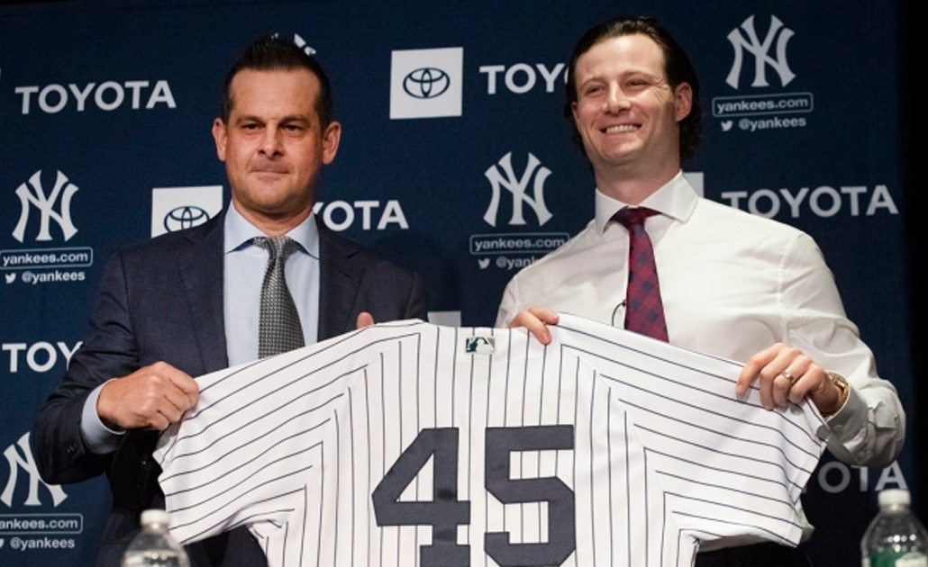 Gerrit Cole firma con los Yankees por 324 millones de dólares