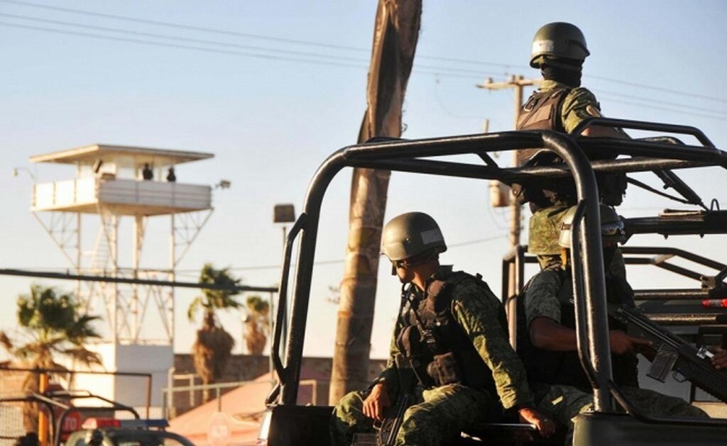 Trasladan a "El 8" a penal de Gómez Palacios