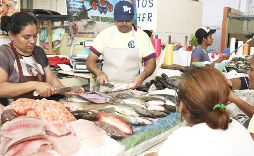 Canirac ofrece capacitación a restauranteros para Semana Santa