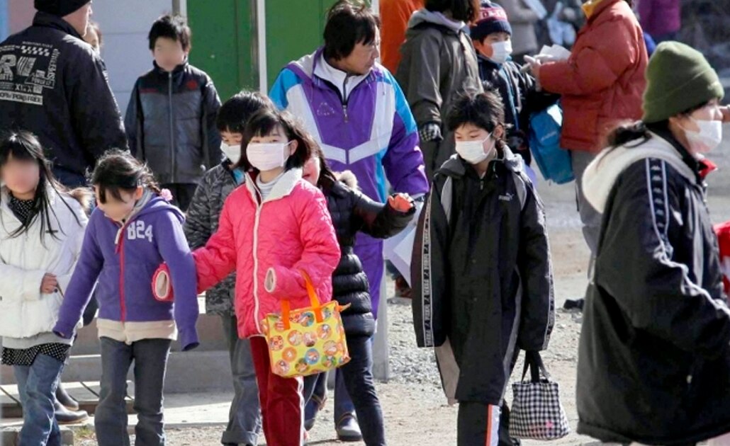 Hombre ataca a 51 niños con químico corrosivo en escuela de China