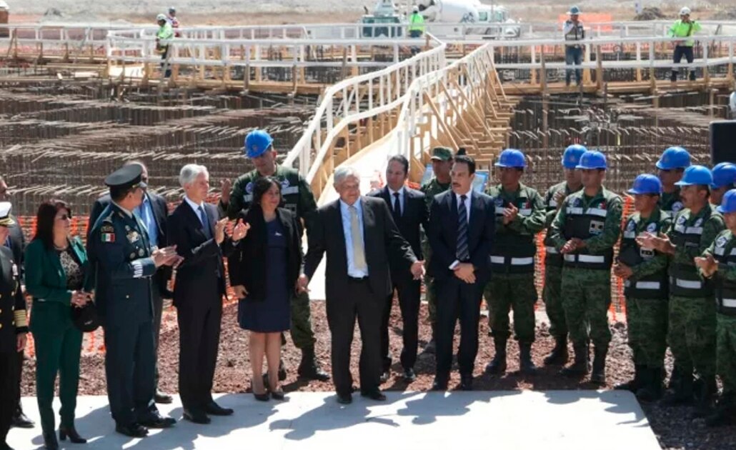 Aeropuerto de Santa Lucía se concluirá en tiempo y forma; será una hazaña: AMLO