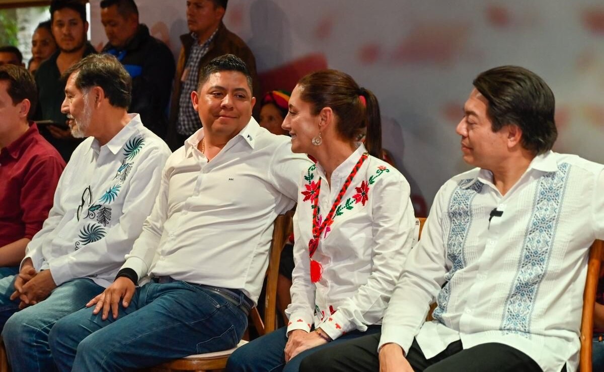 Sheinbaum se pinta de verde en SLP; reconoce a Gallardo como "impulsor de la transformación"