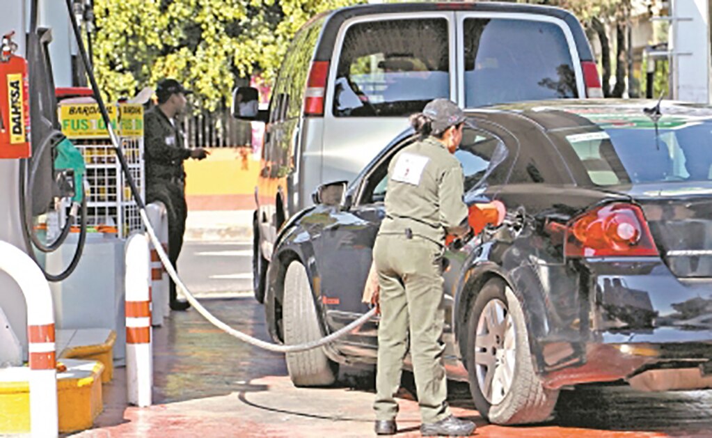 Gasolina subió en 2019 por encima de inflación pese a promesa de López Obrador 
