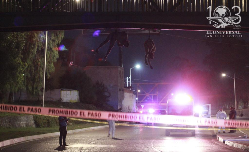 Una vez más, colgados