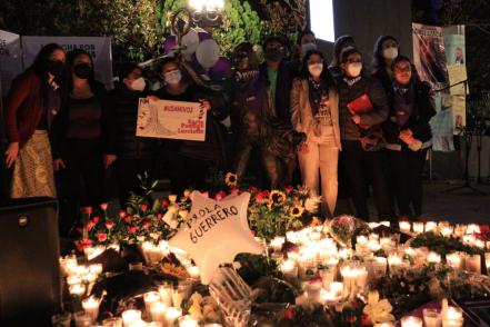 Colocan memorial para víctimas de feminicidio en la capital de SLP