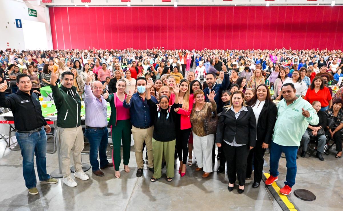 10 de mayo. Festejan a más de 3 mil mamás en el Centro de Convenciones de SLP. Fotos: Especiales