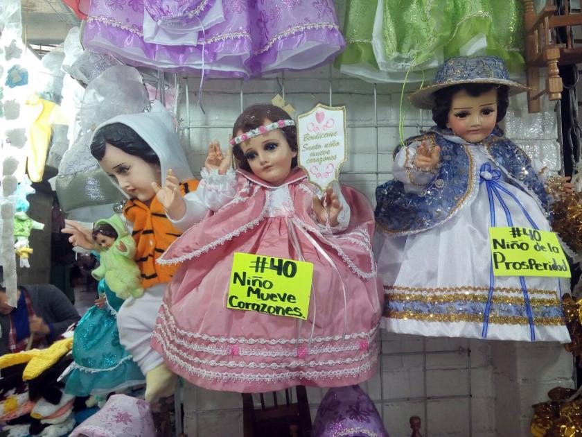 Repunta venta de vestidos de Niño Dios 