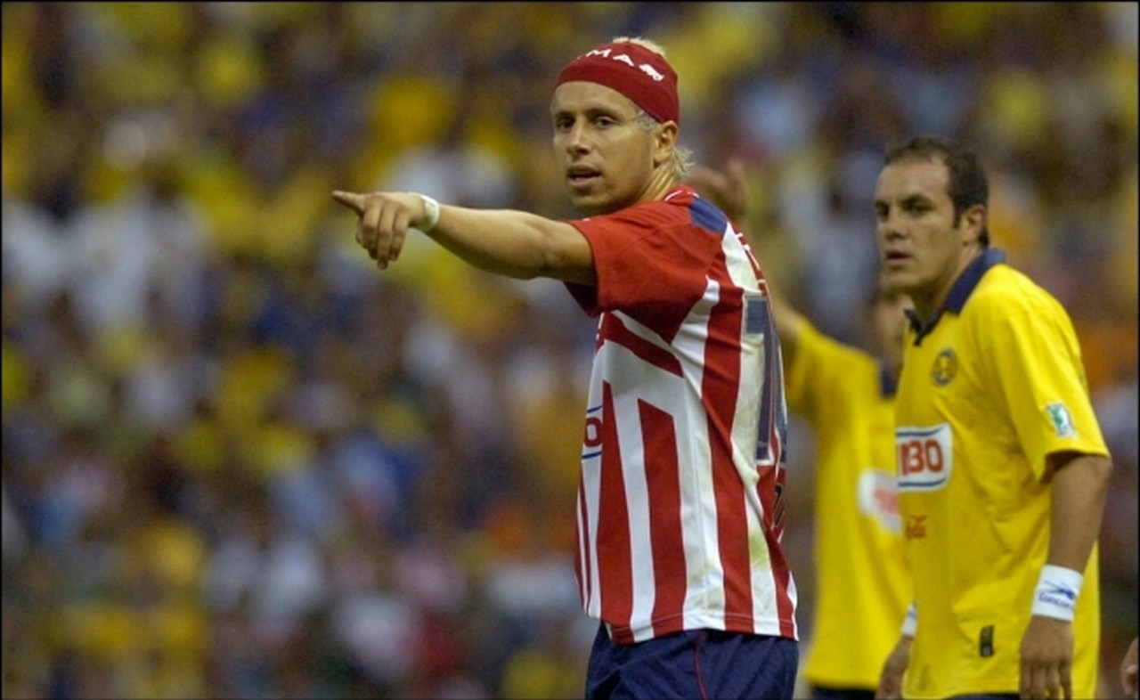  Adolfo Bautista llama "lambe..." a Oribe Peralta