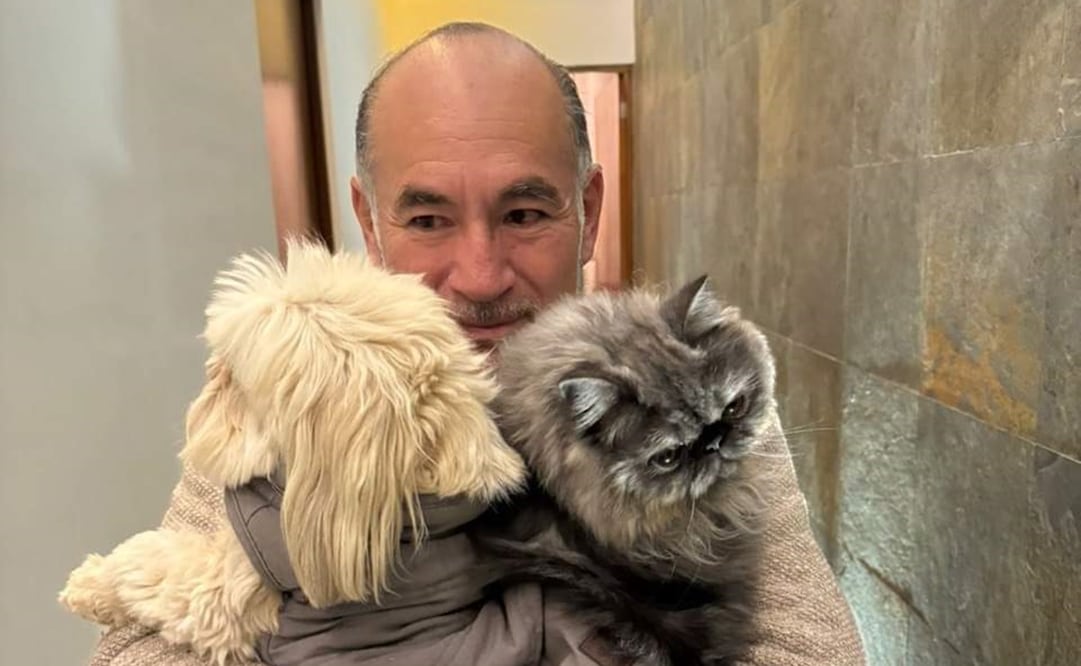 Enrique Galindo ha compartido fotos de sus mascotas y familia en sus redes sociales. Foto: Especial