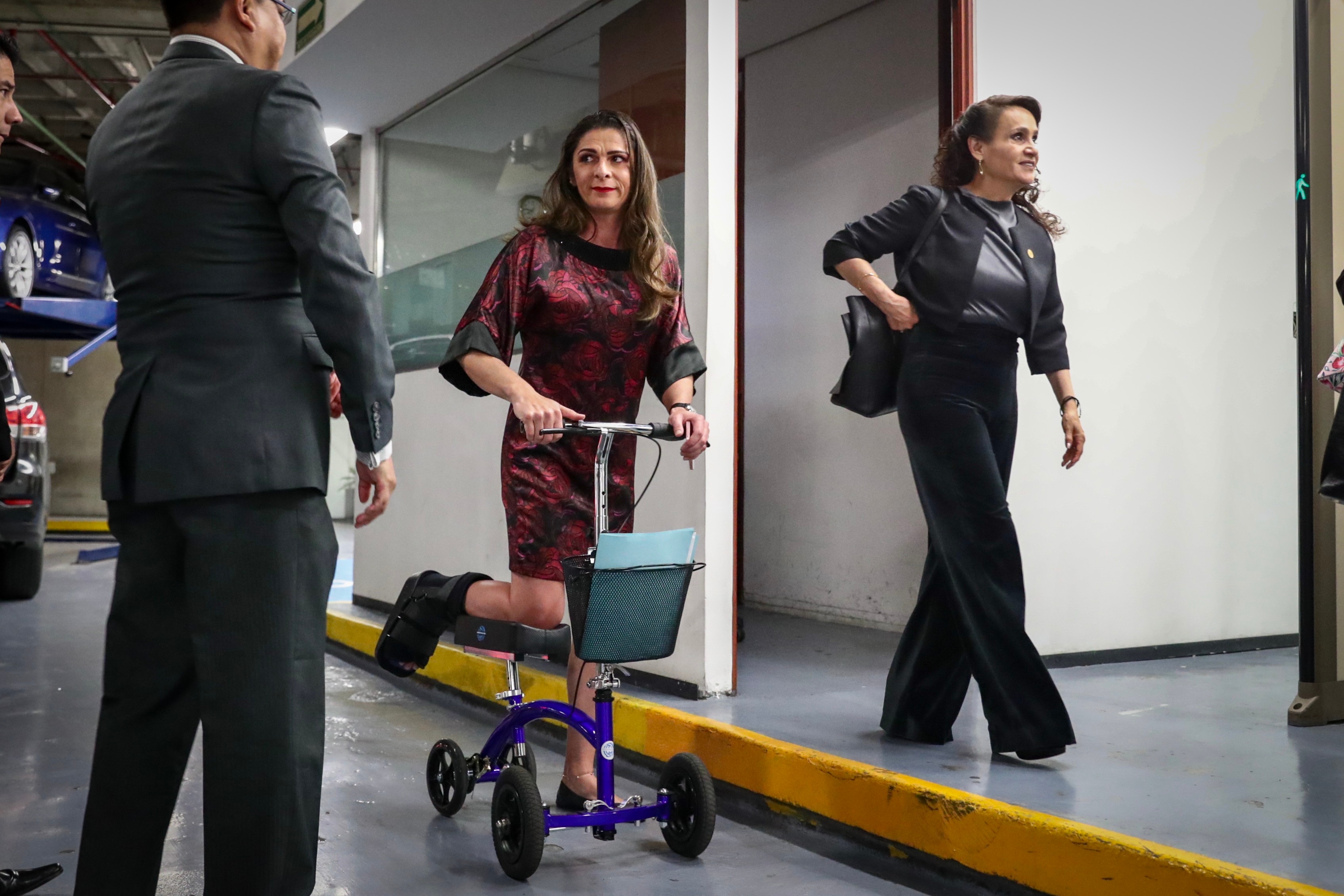 No hay dinero en la Conade ni para la luz: Ana Guevara