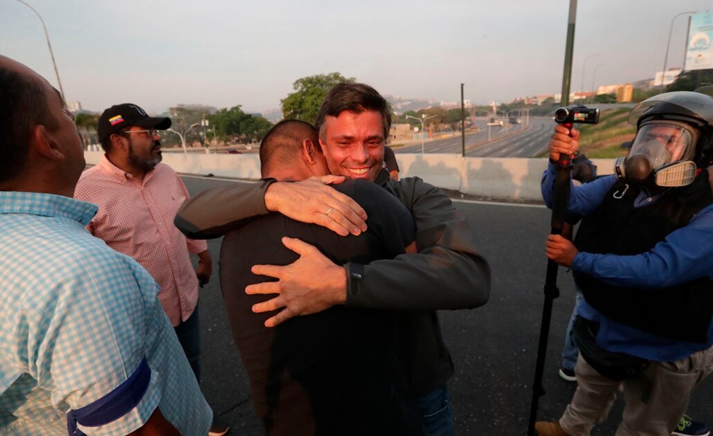 Fuerzas opositoras venezolanas liberan a Leopoldo López