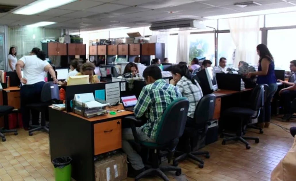 Diputado propone jornada laboral de 7 horas al día