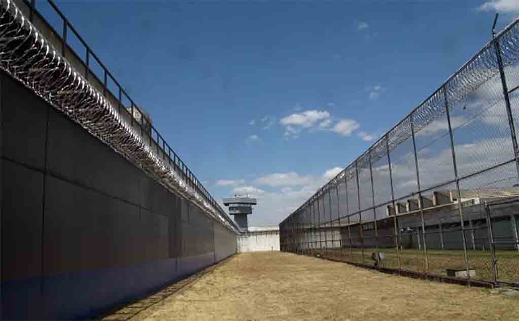 Liberan a ex director del Altiplano, detenido por fuga de “El Chapo”