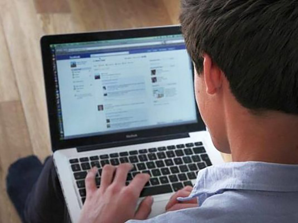Redes sociales potencian bullying escolar