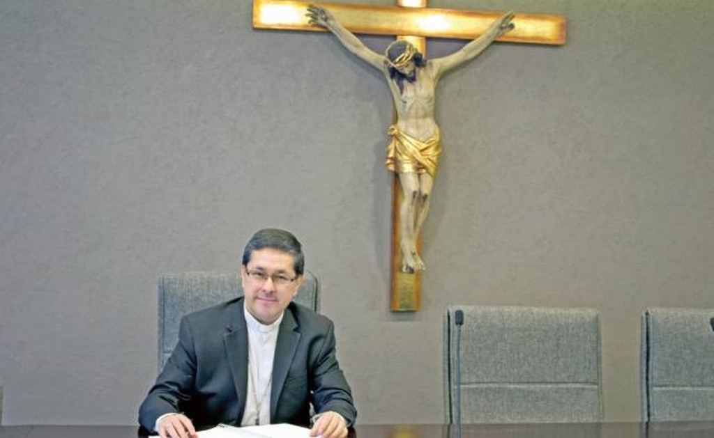  “Iglesia, abierta a ayudar en pacificación del país”
