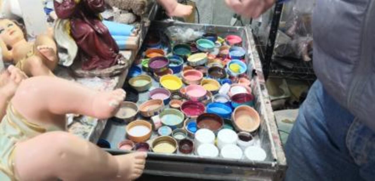 El restaurador de sentimientos a través de figuras del Niño Dios en SLP