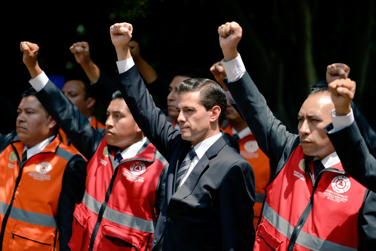  El Presidente Peña Nieto participa en Macrosimulacro