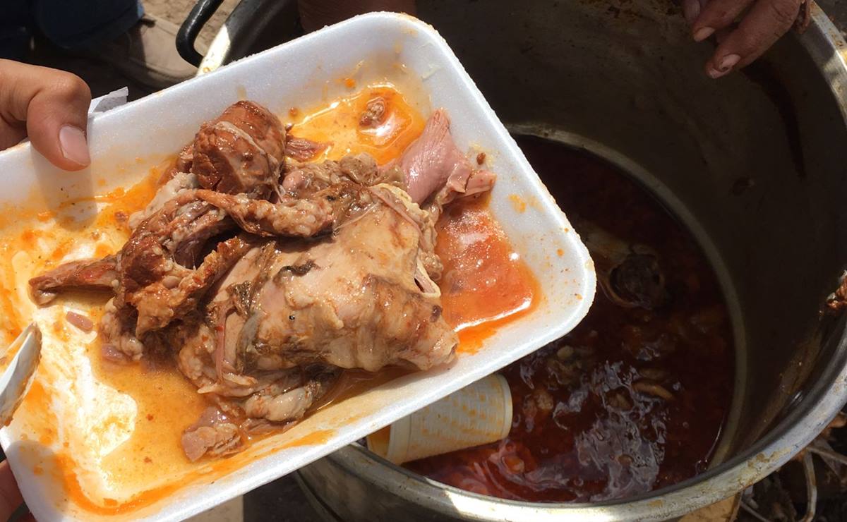 Barbacoa de hoyo, la delicia tradicional de Mexquitic de Carmona, SLP