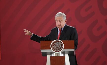 AMLO llama "fantoches, conservadores, hipócritas, doble cara" a "prensa fifí"