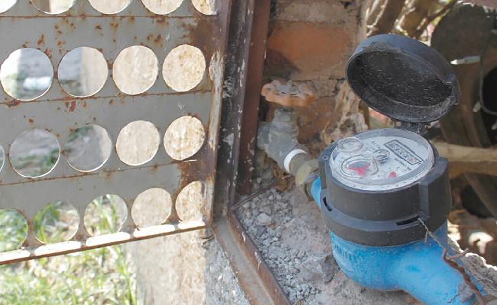 80% de medidores de agua realizan lecturas inexactas: Interapas