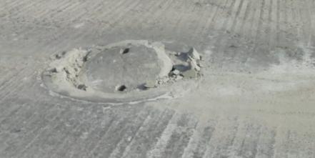 Denuncian inacción de Interapas en la capital de San Luis por alcantarilla abierta desde hace un año