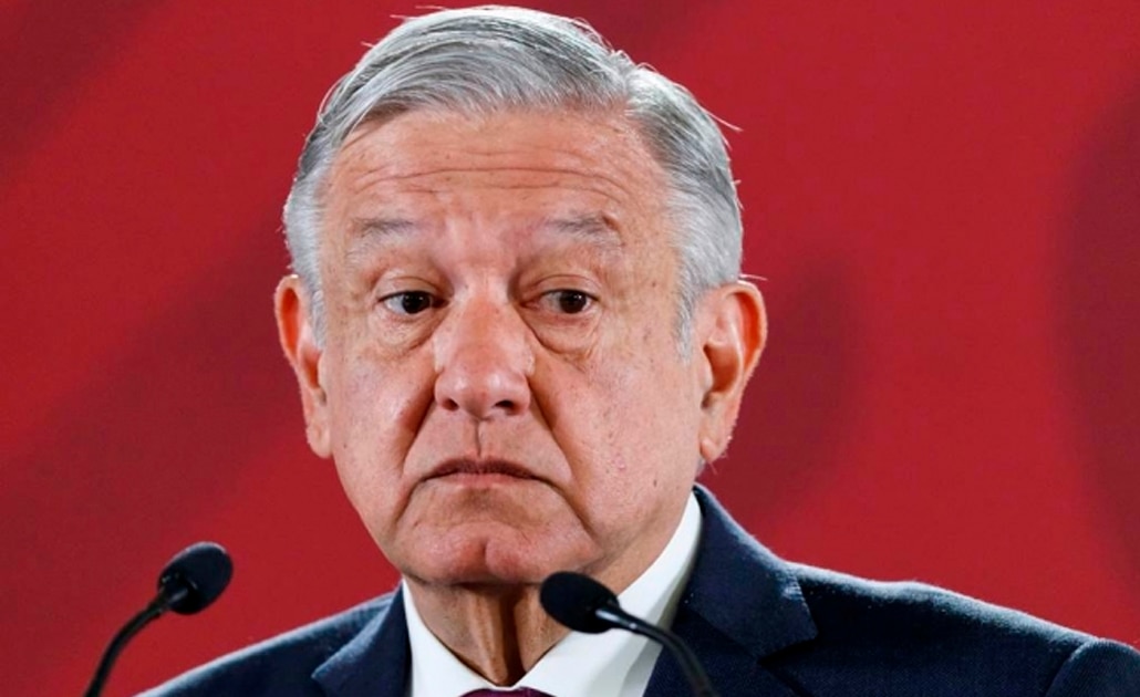 AMLO autoriza compra de medicamento contra VIH a empresa investigada