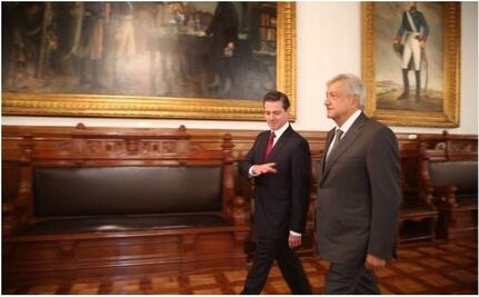 Se reúnen Peña Nieto y AMLO en Palacio Nacional