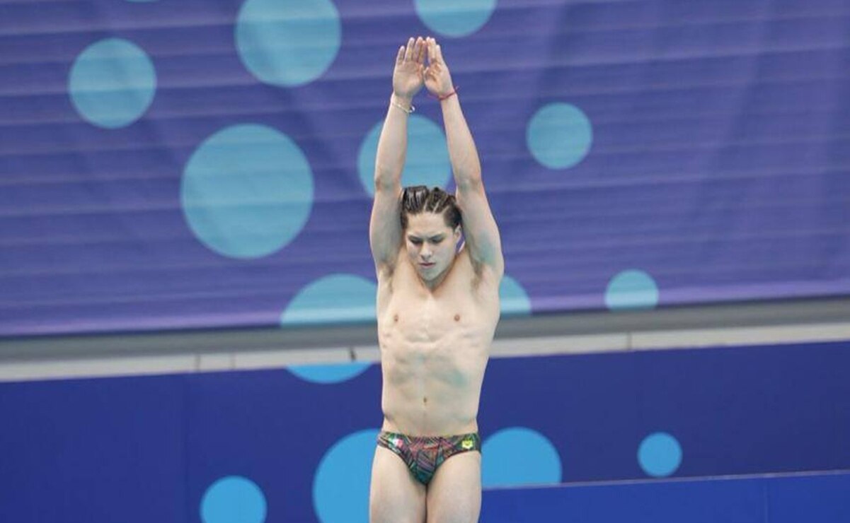 Osmar Olvera gana oro en el Campeonato Mundial de Deportes Acuáticos de Singapur. Foto: Fb Osmar Olvera