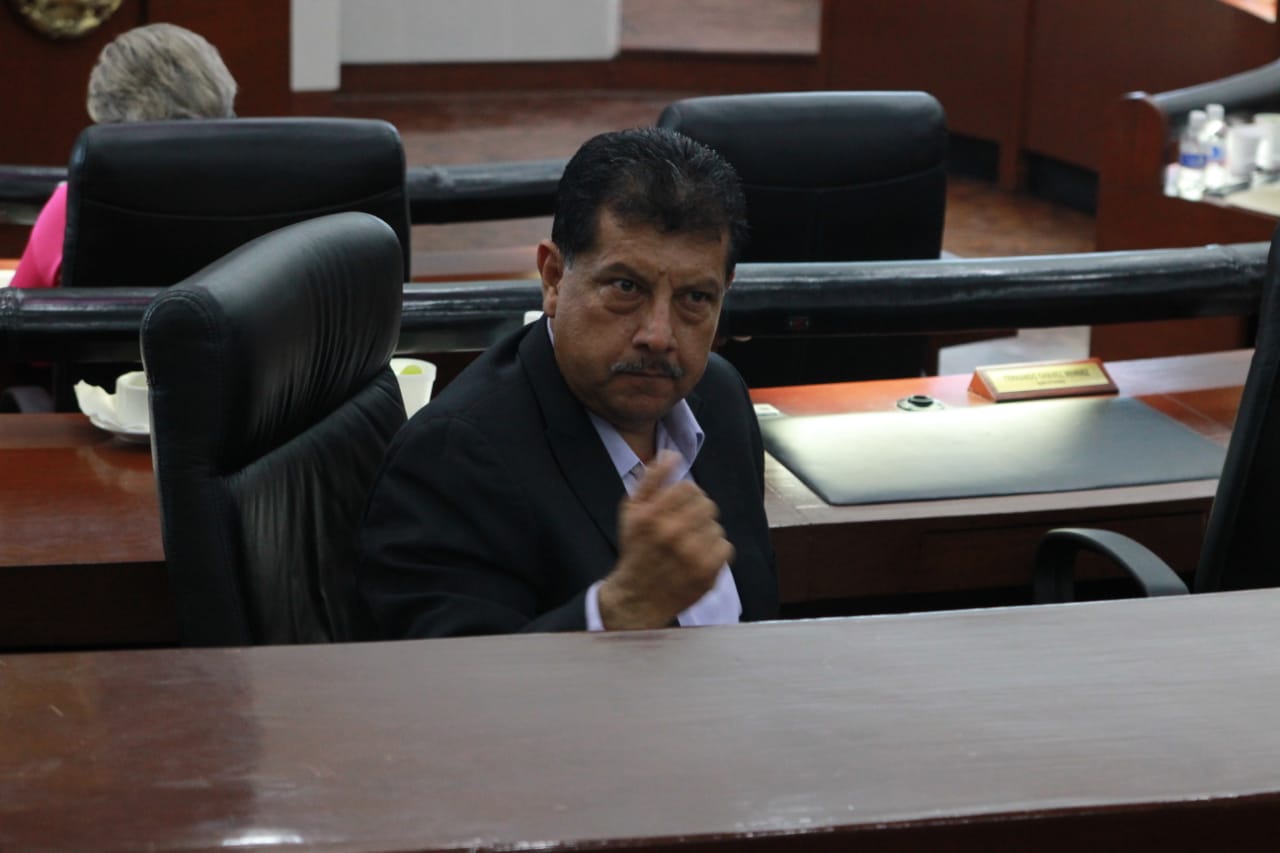 Regresa Bautista al Congreso y en 45 días volverá a solicitar licencia