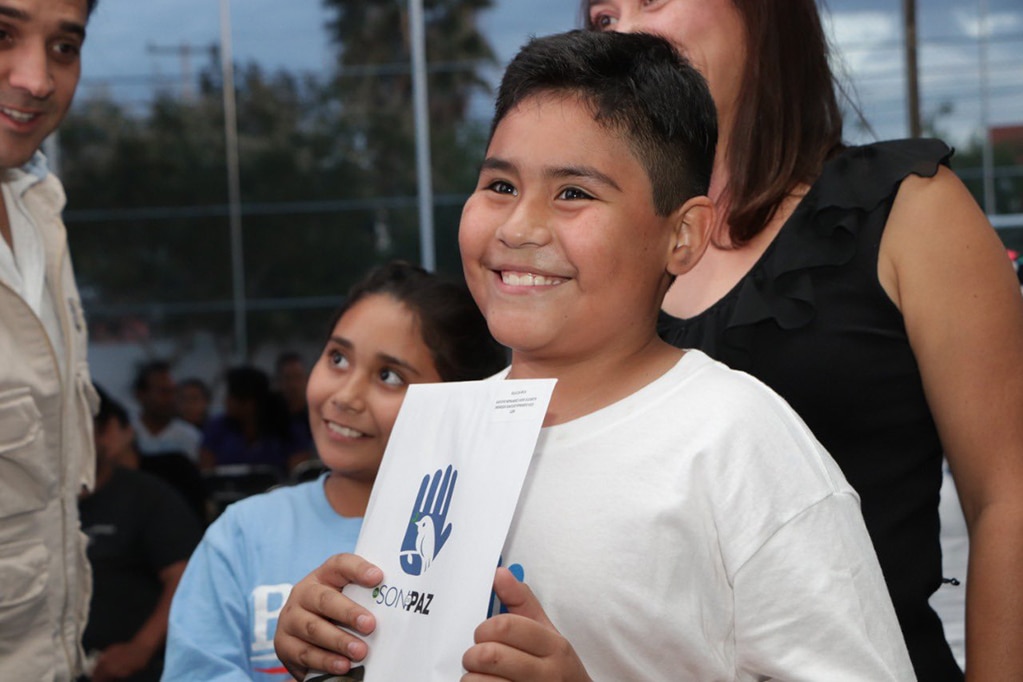 Programa “En son de paz” entrega 280 apoyos sociales en Dalias