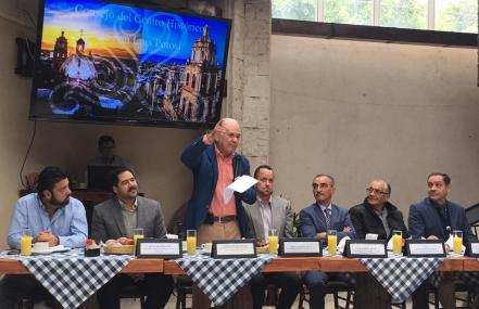 Impulsan proyecto de modernización de Plaza Fundadores para 2020