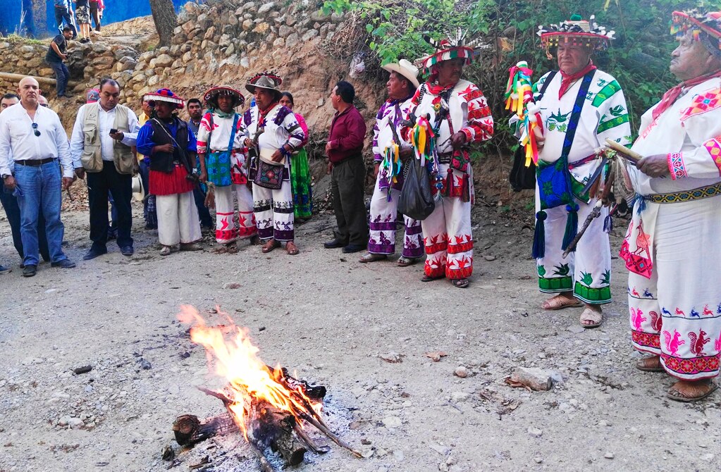 Compensarán al ‘pueblo huichol’ por uso de tierras de Wirikuta