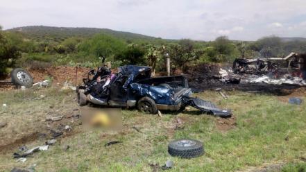 Accidente en supercarretera a Villa de Arriaga, 6 muertos
