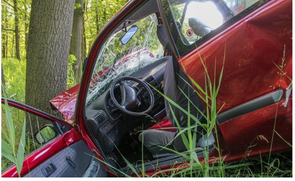 Jóvenes al volante son más peligrosos cuando los acompañan otros jóvenes