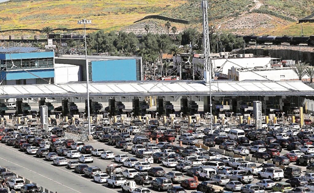 Cierres fronterizos afectan importación de combustibles