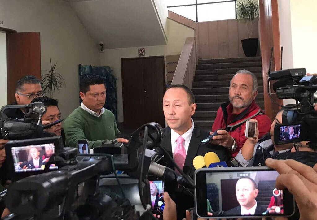 Fallan disculpas del diputado Edgardo, se enreda más